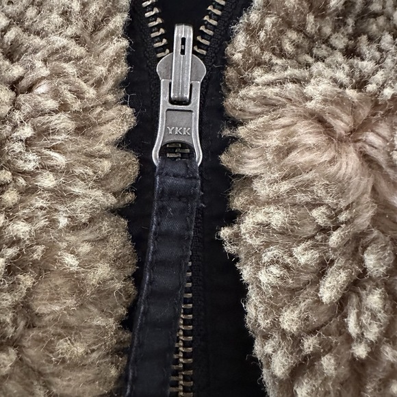 Vintage Gap Faux Fur Reversible Black Vest‎ Jacket Women M Full Zip Pockets - Picture 7 of 7